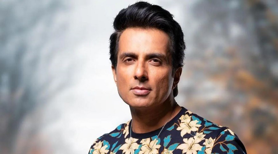 আইনি বিপাকে পড়লেন সোনু সুদ