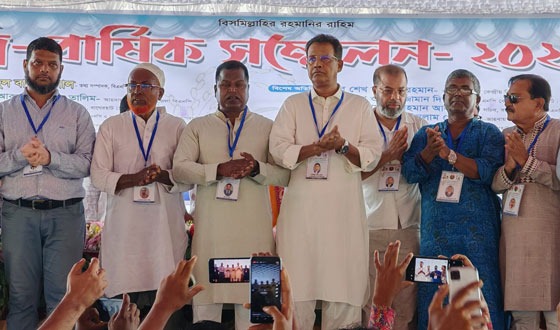 নির্বাহী আদেশে নয়, আ'লীগকে আইনের মাধ্যমে নিষিদ্ধ করতে হবে