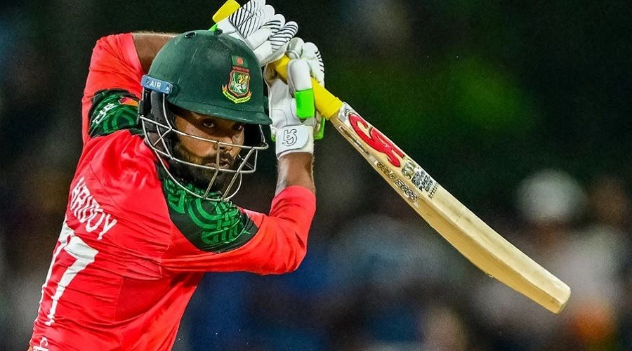 হৃদয়কে প্রশংসায় ভাসালেন পাকিস্তানের সাবেক ক্রিকেটাররা