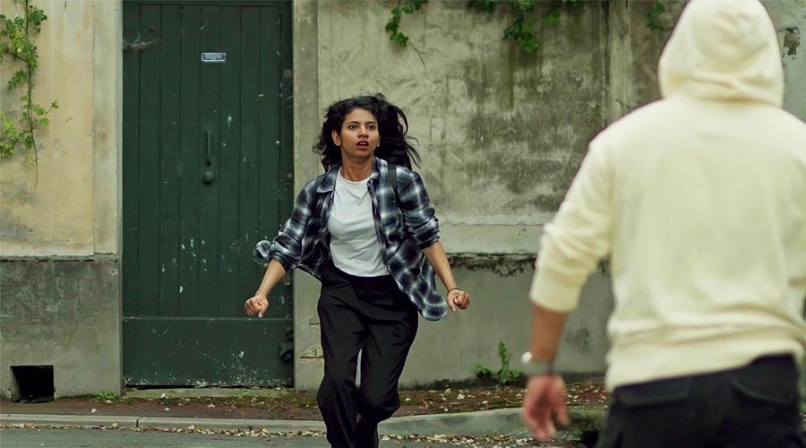 দুর্নীতি আর ক্ষমতার শ্বাসরুদ্ধকর খেলা নিয়ে ’আসছে ‘দাবাঘর’