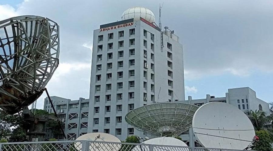 সন্ধ্যার মধ্যে চার অঞ্চলে ঘণ্টায় ৮০ কিমি বেগে ঝড়ের আশঙ্কা