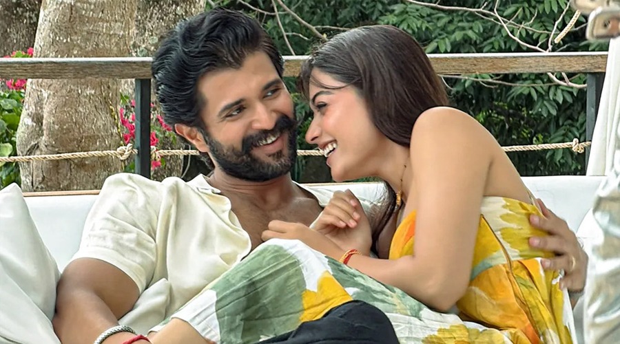 বাবা-মা হচ্ছেন বিজয়-রাশমিকা? এক পোস্টেই তোলপাড়