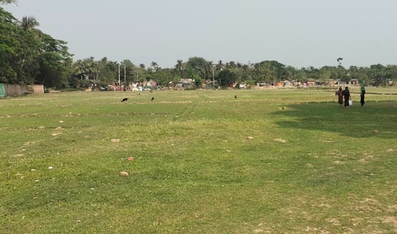 তীব্র দাবদাহে পুড়ছে সাতক্ষীরা, জনজীবনে স্থবিরতা, বৃষ্টির প্রতীক্ষায় প্রকৃতি