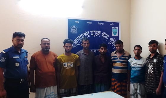 বাঞ্ছারামপুরে জুয়ার আসরে হানা, আটক ৭