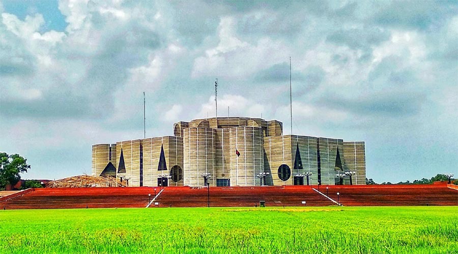 সরকারি চাকরিতে প্রবেশসীমা ৩২ বছর, সংসদে বিল পাস