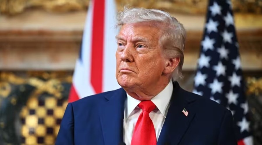 হরমুজ প্রণালিতে জাহাজ থেকে অবিলম্বে ফি আদায় বন্ধ করতে হবে: ট্রাম্প