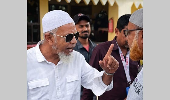 তেল নেয়াকে কেন্দ্র করে দুই বিএনপি নেতার মুখোমুখি তর্ক: ভিডিও ভাইরাল