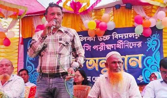 চিরিরবন্দরে এসএসসি পরিক্ষার্থীদের বিদায় ও নবীণ বরণ