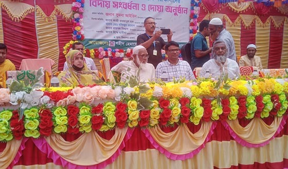 মোল্লাহাটে এসএসসি পরীক্ষার্থীদের বিদায় সংবর্ধনা ও দোয়া