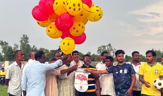 রাণীনগরে গোল্ডকাপ ফুটবল টুর্নামেন্টের উদ্বোধন