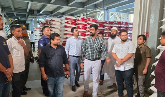 নওগাঁয় ভোক্তা অধিদপ্তরের অভিযানে দুই চালকলকে জরিমানা
