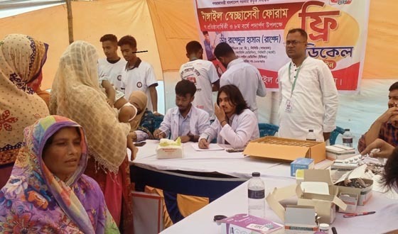 টাঙ্গাইল স্বেচ্ছাসেবী ফোরাম এর উদ্যোগে ফ্রি মেডিকেল ক্যাম্প