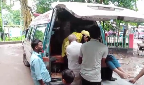 রায়পুরে গৃহবধূকে নৌকায় নিয়ে ধর্ষণের অভিযোগ, দুই ভাইয়ের বিরুদ্ধে মামলা