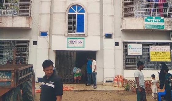সরাইলে তিন এনজিও অফিসে দূর্ধর্ষ ডাকাতি আহত ১