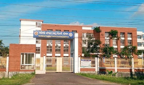 টিটিসির ভেতরে হাঁস-মুরগি ও কবুতর পালন, অনিয়মের অভিযোগ