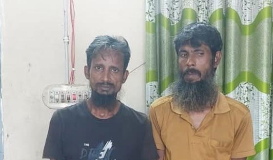 দৌলতপুরে ট্যাপেন্টাডলসহ ২ মাদক চোরা কারবারি আটক