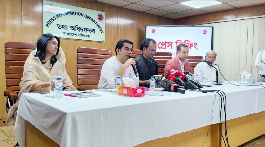 শেখ হাসিনাসহ অভিযুক্তদের বিচারের আওতায় আনতে চায় সরকার: তথ্যমন্ত্রী
