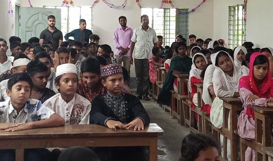কয়রায় পবিত্র ঈদে মিলাদুন্নবী (সাঃ) উপলক্ষে দোয়া মাহফিল