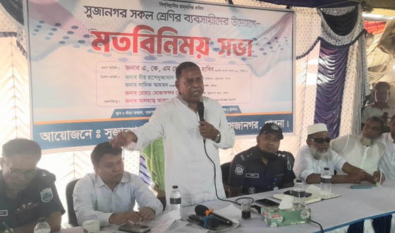 ব্যবসায়ীদের উপর খবরদারি সহ্য করা হবেনা: সেলিম রেজা