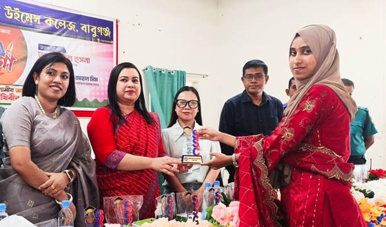 কৃতি ছাত্রীদের সংবর্ধনা দিল আফসানা আরিফ ফাউন্ডেশন উইমেন্স কলেজ