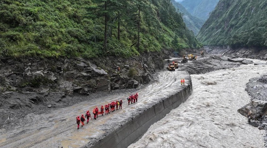 নেপালে নতুন করে পানির বাঁধে ভাঙন; সতর্কতা জারি