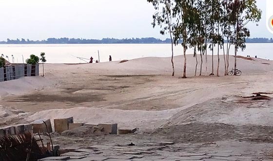 চিলমারীতে সিলগালা করা ৯লাখ ঘনফুট বালু রাতের আঁধারে উধাও