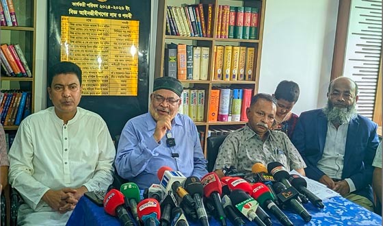৪ খুনের আসামীর পক্ষে আইনি লড়াই না করার ঘোষণা আইনজীবী সমিতির