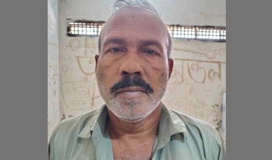 দৌলতপুরে ডাকাত দলের অন্যতম সদস্য কামরুল আটক