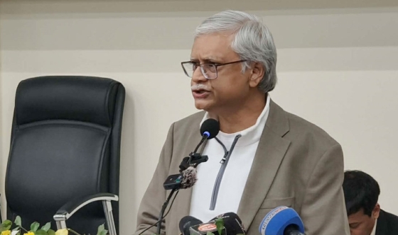 গণভোটে ‘হ্যাঁ’ ভোট দিতেই ভোট কেন্দ্রে যাব: রাবি উপাচার্য