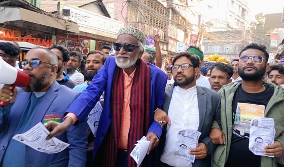 চাঁদপুরে ধানের শীষের পক্ষে নির্বাচনী প্রচারণা ও লিফলেট বিতরণ