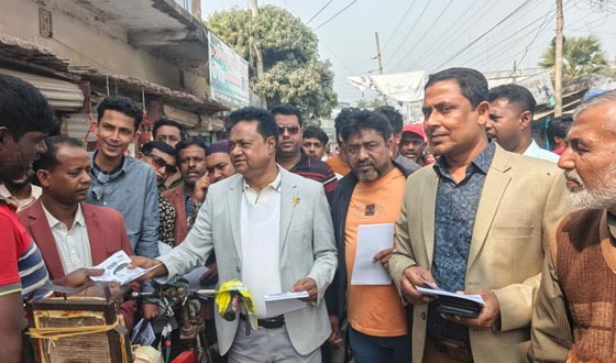 কয়রায় বিএনপির প্রার্থীর পক্ষে জনসংযোগ