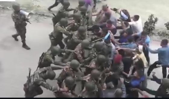 সাতক্ষীরায় ভোটকেন্দ্র দখলমুক্ত করার মহড়া দিল সেনাবাহিনী