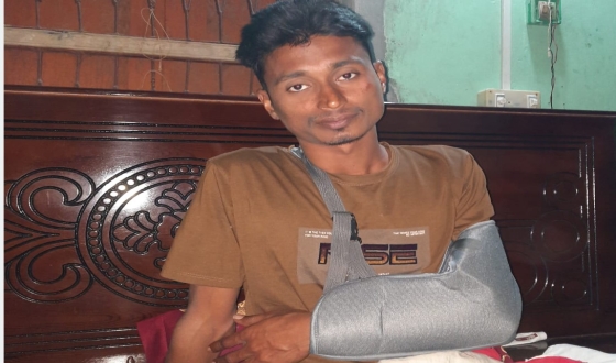 জামায়াতে যোগ দেওয়ায় আওয়ামী লীগ নেতাকে মারধর, ভাতিজাসহ আহত ৩