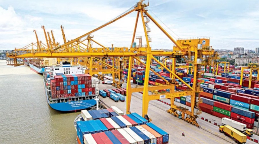 চট্টগ্রাম বন্দরে অনির্দিষ্টকালের ধর্মঘটের ঘোষণা