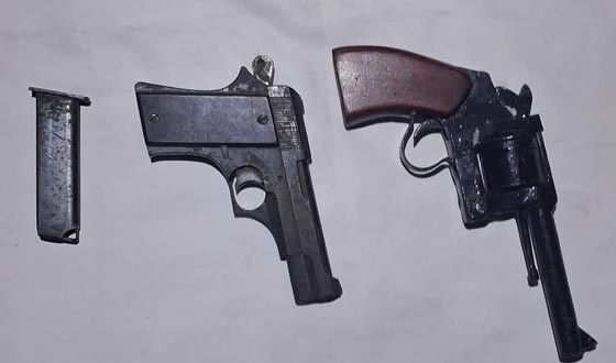 কালীগঞ্জে আগ্নেয়াস্ত্র উদ্ধার