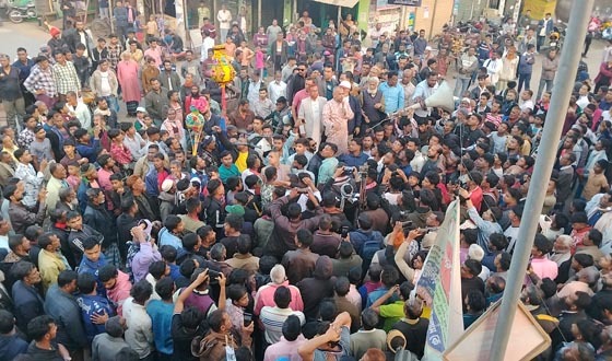 লোহাগড়ায় স্বতন্ত্র প্রার্থীর কলস প্রতীকের মিছিল ও পথসভা