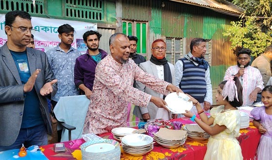 লোহাগড়ার শিশু শিক্ষা প্রতিষ্ঠানে ক্রীড়া ও পুরস্কার বিতরণ