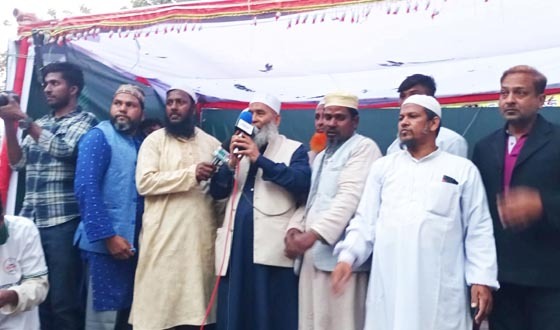 তানোরে নির্বাচনী পথসভায় দাঁড়িপাল্লায় ভোট চাইলেন মজিবুর রহমান