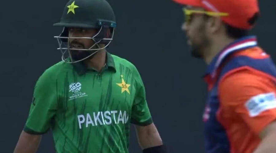 এবার উঠলো বাবরকে বিশ্বকাপ থেকে বাদ দেওয়ার দাবি!