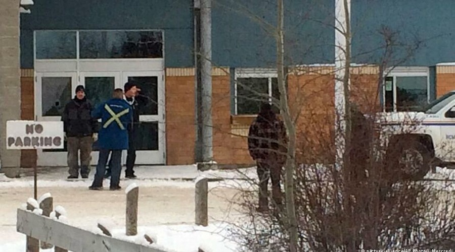 কানাডায় স্কুলে এলোপাতাড়ি গুলি, নিহত ১০