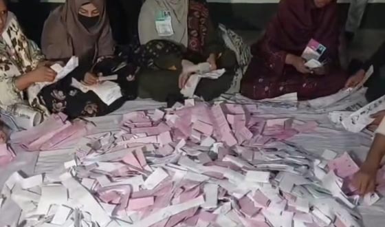 শান্তিপূর্ণ ভোট গ্রহন শেষে চলছে গণনা