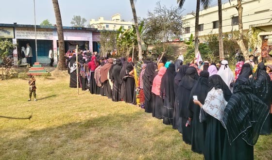 হাটহাজারীতে শান্তিপূর্ণভাবে নির্বাচন সম্পন্ন