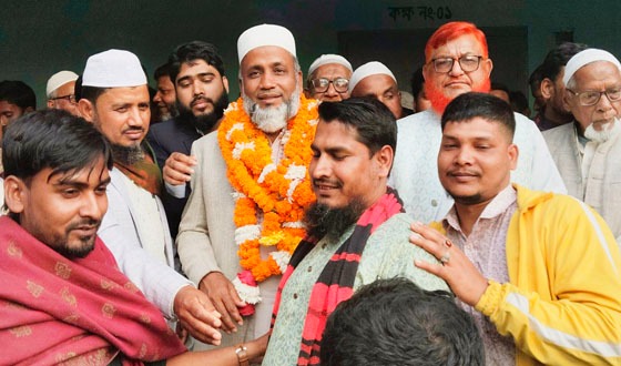 চাঁপাইনবাবগঞ্জ-২ আসনের নবনির্বাচিত সাংসদের সৌজন্য সাক্ষাত