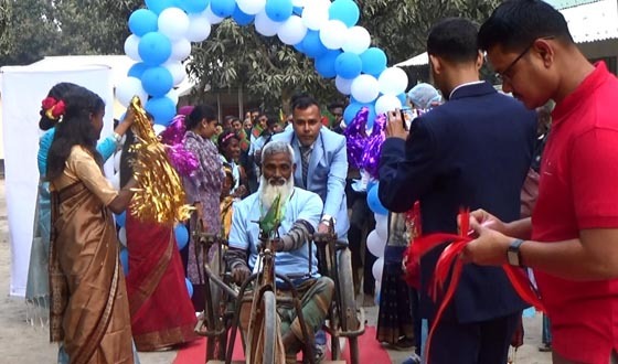 ঘোড়াঘাটে শীতবস্ত্র বিতারণ উপলক্ষে আলোচনা সভা