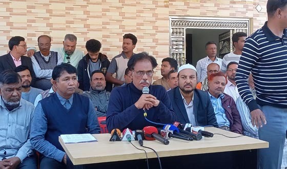 স্বতন্ত্র প্রার্থীর সংবাদ সম্মেলনে হামলা, ভাঙচুর ও হুমকির অভিযোগ