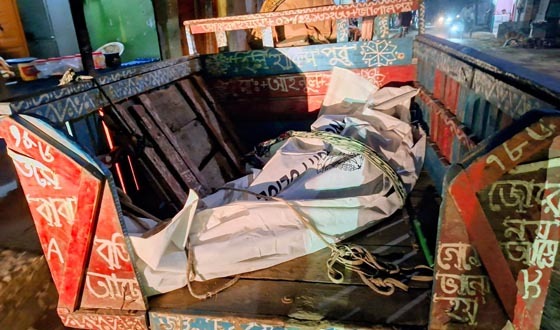 হিলিতে বসত বাড়ি থেকে নারীর মরদেহ উদ্ধার