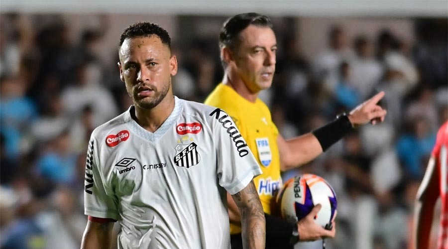 অস্ত্রোপচারের পর ফিরেই নেইমারের অ্যাসিস্ট, ৬ গোলের জয়ে কোয়ার্টারে সান্তোস