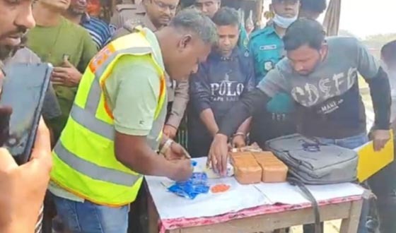 খুলনায় ইয়াবাসহ গ্রেফতার ১