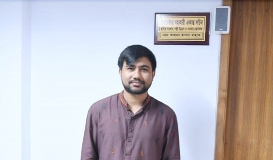 গ্রামীণ অবকাঠামো উন্নয়নে নতুন অধ্যায়ের সূচনা করেছেন আয়মন রাহাত