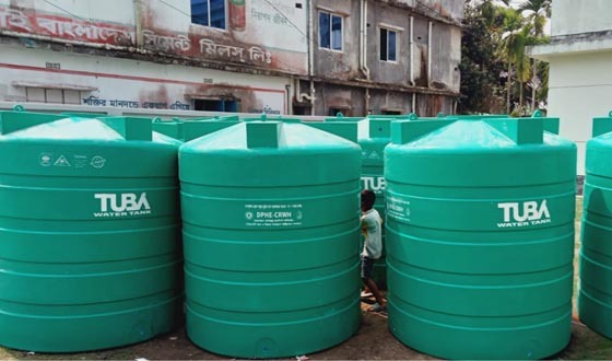 ইন্দুরকানীতে নিম্নমানের পানির ট্যাংক বিতরণের অভিযোগ